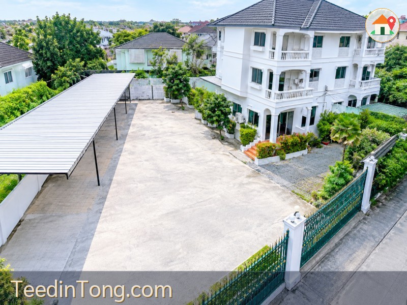 ให้เช่าโฮมออฟฟิศ 3 ชั้น 2 คูหา นวมินทร์ 109-113 พื้นที่กว้าง 490 ตร.ม. ใกล้โรงเรียนเลิศหล้า