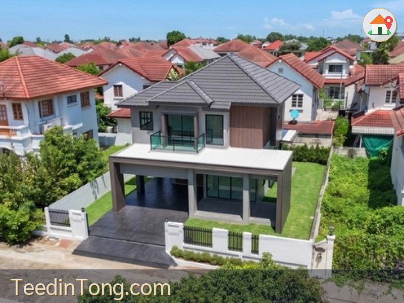 บ้านเดี่ยวรีโนเวทใหม่ โครงการ ชลลดา บางบัวทอง  จาก Land and House