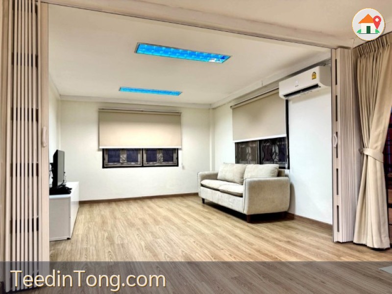 ให้เช่าบ้านเดี่ยว2ชั้น 50 ตร.ว ถ.อุดมสุข50มี3นอน2น้ำแอร์เฟอร์ครบเช่า32000บ/ด รับสัตว์เลี้ยง ใกล้ เซ็นทรัลบางนา ซีคอนแสควร์
