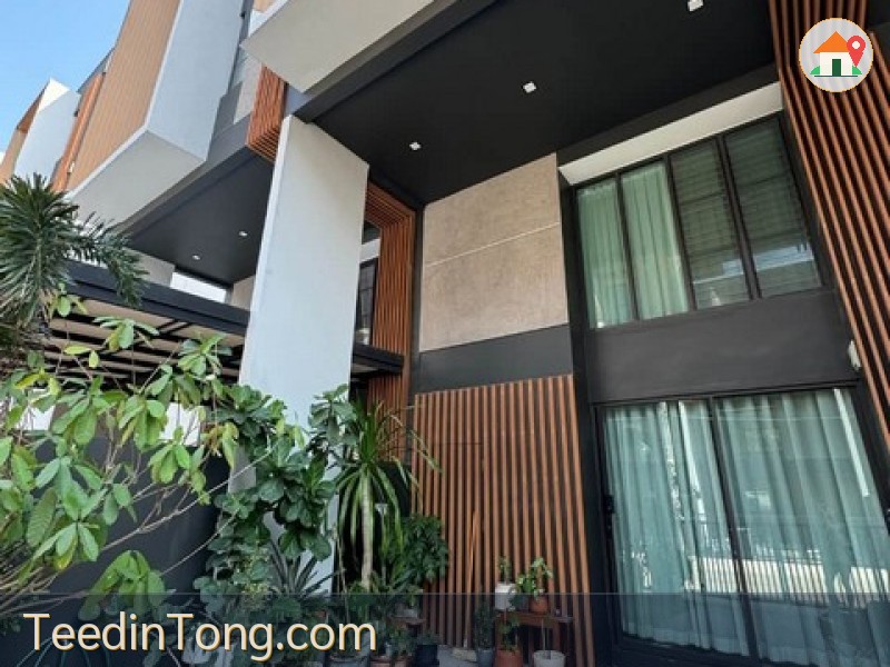 ให้เช่าทาวน์โฮม 3.5 ชั้น ชิเซน พัฒนาการ 32 Shizen Pattanakarn 32 ใกล้ทางด่วน ใกล้เอกมัย ทองหล่อ