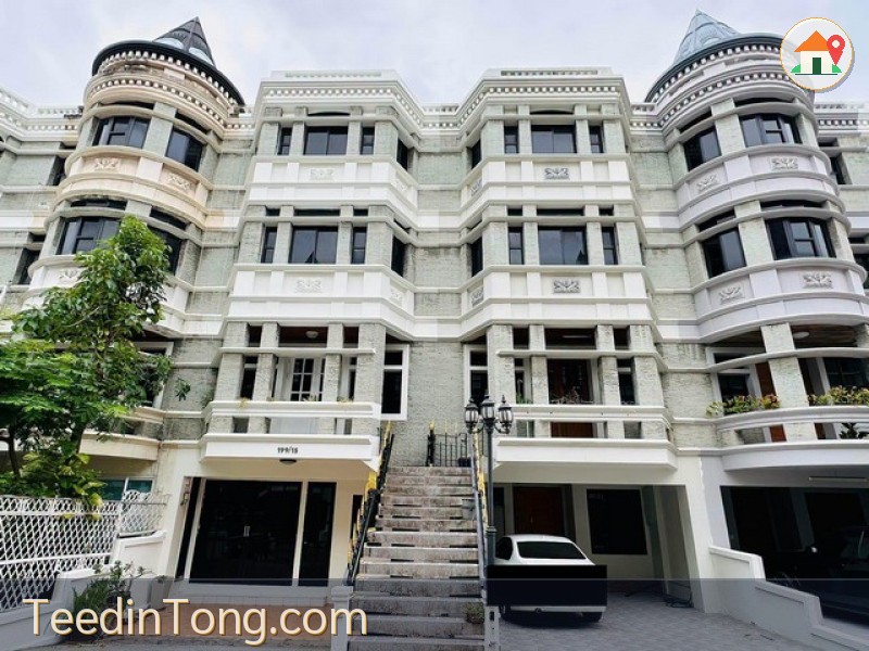 ให้เช่าทาวน์โฮม 4 ชั้น 350 ตรม 4 ห้องนอน หมู่บ้านชิชาคาสเซิล สุขุมวิท 31 หลังมศว.ประสานมิตร