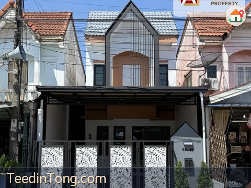 หมู่บ้านอมรทรัพย์ ต้นซอย18 บ้านรีโนเวทใหม่ ทำเลค้าขาย เข้า-ออกสะดวก