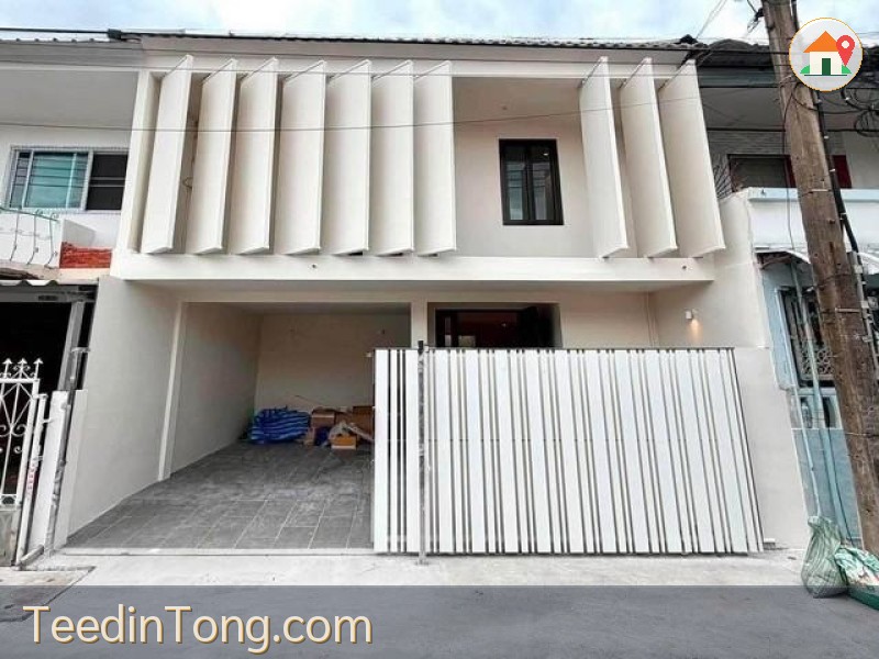 HS 2046 ขายทาวน์โฮม 2 ชั้น Modern Minimal ลาดพร้าว 41  ใกล้รถไฟฟ้า MRT ภาวนา