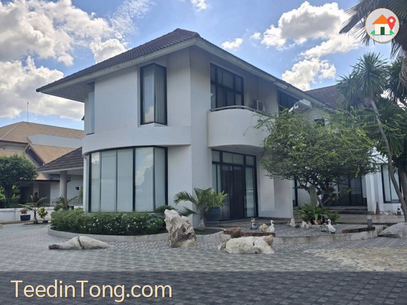 ขายบ้านเดี่ยวหรู คฤหาสน์ทายาท ใกล้เมืองทองธานี ที่ดิน 393.1 ตร.ว. หลังมุม 5 ห้องนอน 6 ห้องน้ำ พื้นที่ใช้สอย 500 ตร.ม. ราคา 36.5 ล้านบาท