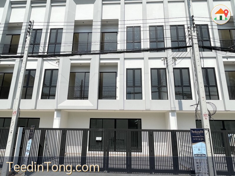 ขายบ้านโฮมออฟฟิศ 3 ชั้น หรูหราเหนือระดับ Primero พหลโยธิน 85