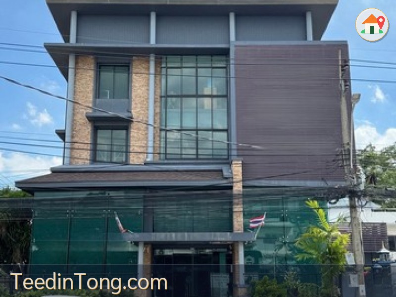 ขายอาคารสำนักงาน 3.5 ชั้น พร้อมลิฟต์ 25.9 ล้านบาท | ทำเลเลียบทางด่วน - รามอินทรา ติดถนนหลักในซอย ทำเลเดินทางสะดวก ใกล้ทางด่วน