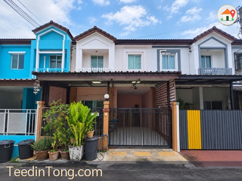 โครงการไลโอ  เพชรเกษม 77 หนองแขม ทาวน์โฮม 2 ชั้น เจ้าของขายขาดทุน  ต่ำกว่าราคาประเมินธนาคาร ซอยลัดทะลุได้หลายเส้นทาง เดินทางสะดวก