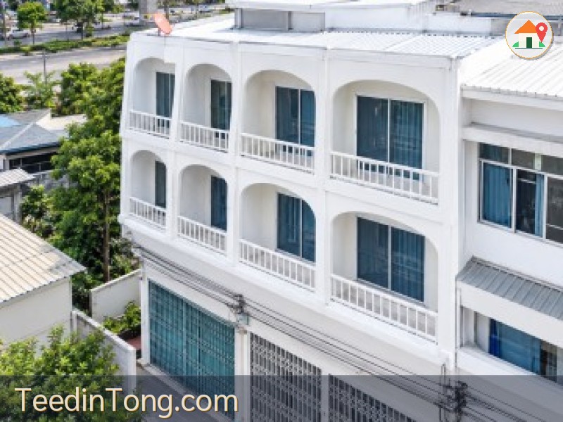 MRTบางกะปิ 599ม.  ลาดพร้าว 103-113 ให้เเช่าออฟฟิศและตึกแถว 4 ชั้น รพ.เวชธานี  3-4นอน 3น้ำ18 ตร.ว. 280 ตร.ม. ทำเลเด่น