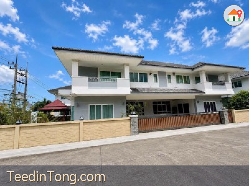 poovillaพานทอง ใกล้อมตะเฟส6-10 บ้านเดี่ยว 2 ชั้นหลังใหญ่มาก