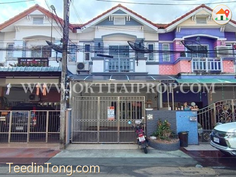 ทาวน์เฮ้าส์ หมู่บ้านสินเพชร ถนนจันทร์ทองเอี่ยม บางบัวทอง